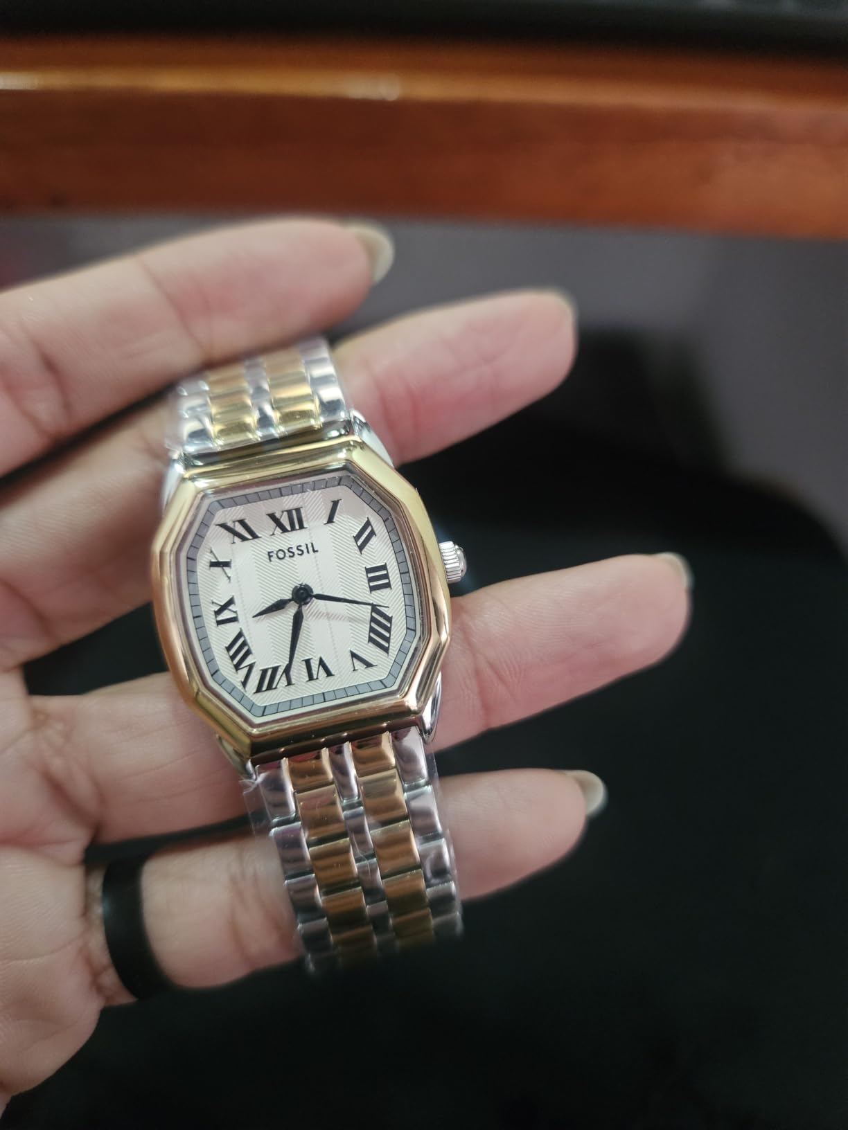 Fossil Women's Watch, Harlow Three-Hand Stainless Steel Bracelet Watch for Women customer photo 1