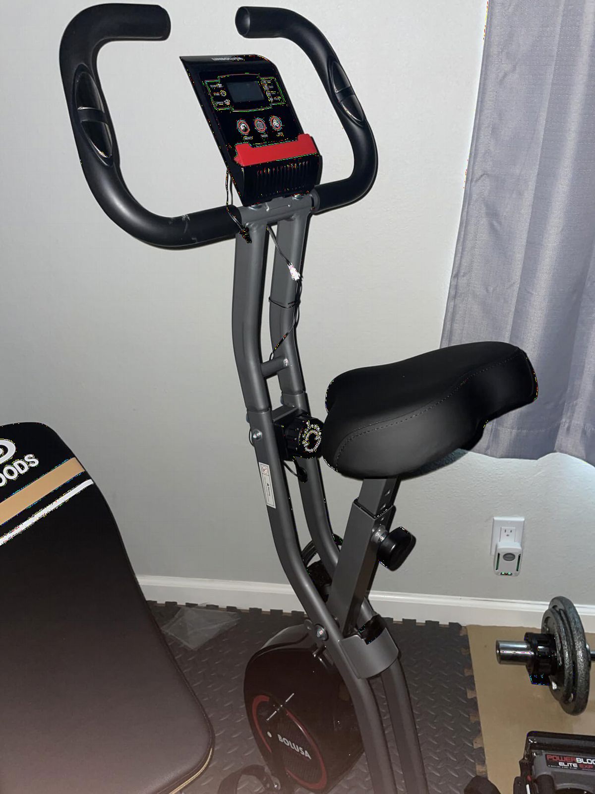 Lightweight 33LB Foldable Exercise Bike for Small Apartments, Stationary Bikes for Home Workout, Indoor Portable Cycling Bike with 16-Level Magnetic Resistance, 260LBS Capacity, 5.5 LBS Flywheel customer photo 2