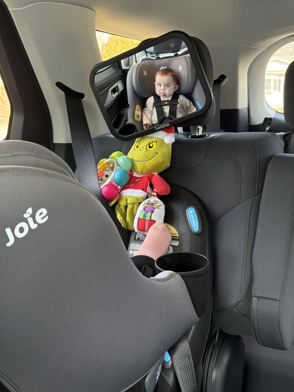 Joie Chili Spin 360 2-in-1 Rotating Convertible Car Seat with a 360 Spin and Easy Installation - Lower Anchor Attachment or Vehicle Belt Installation (Thunder) customer photo 1