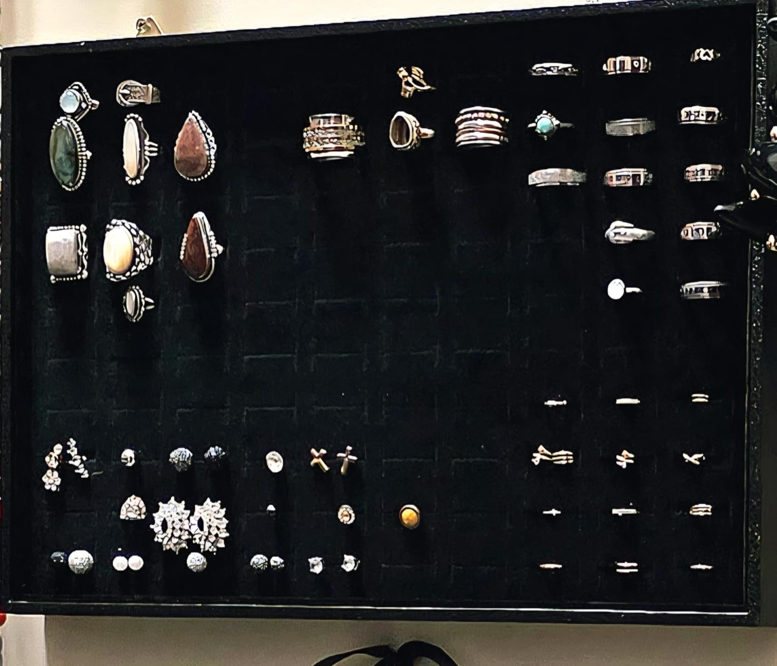100 Slots Rings Holder Organizer Wall Mount, Jewelry Display Tray for Vendors, Rings Earrings Cufflinks Storage Dish for Selling. (1, Black) customer photo 1