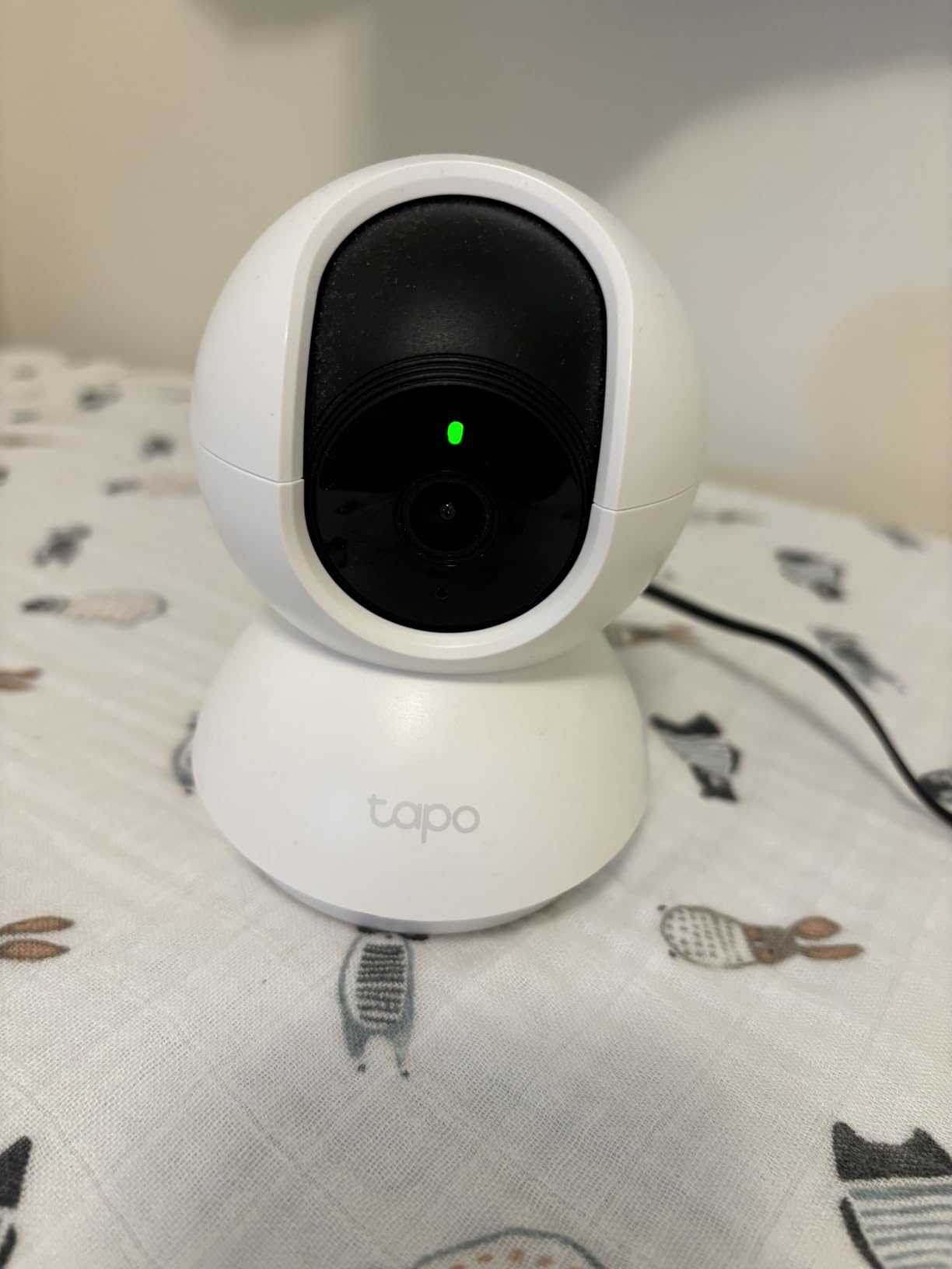 Tapo 1080p Pan/Tilt Security Camera for Baby Monitor, Pet Camera, C201 | Motion Detection, 2-Way Audio, Night Vision, Cloud & SD Card Storage, Works with Alexa & Google Home, Black customer photo 2