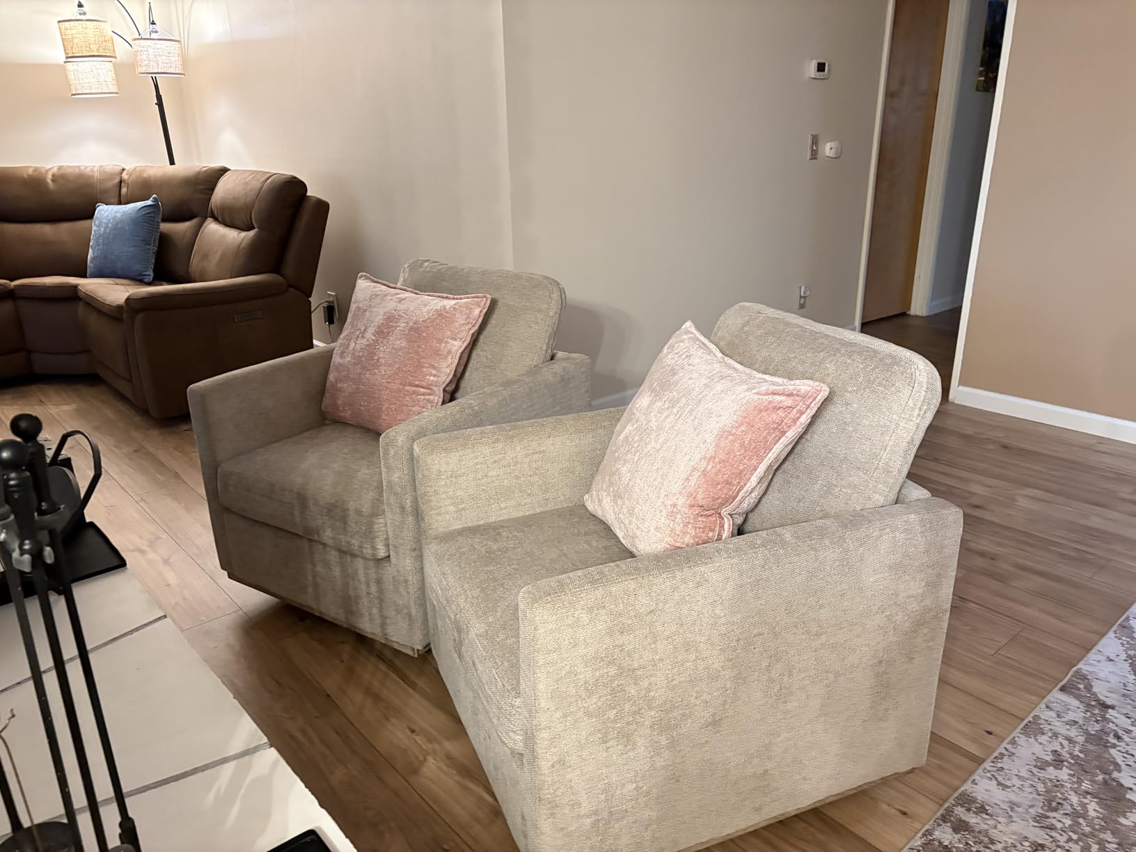 Swivel Accent Chair Set of 2, 360 Degree Square Swivel Barrel Chair for Living Room, Mid Century Modern Upholstered Accent Chair, Comfy Sofa Armchairs for Bedroom, Nursery, Chenille, Taupe customer photo 1