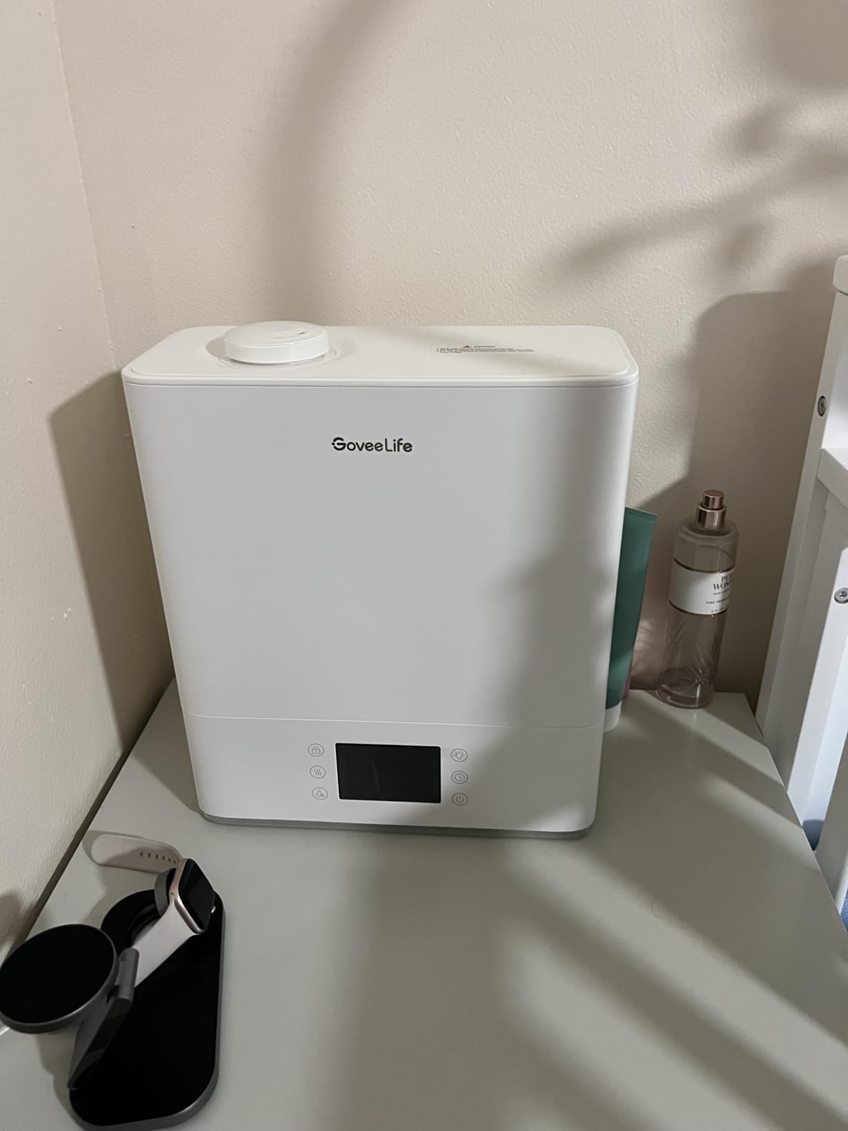 GoveeLife Smart Humidifiers for Bedroom Large Room, Top-Fill Cool Mist 6L WiFi Air Humidifier, Auto Mode, App & Voice Control, 60H Runtime, Rapid Humidification, RGB Nightlight Baby Plants, Black customer photo 1