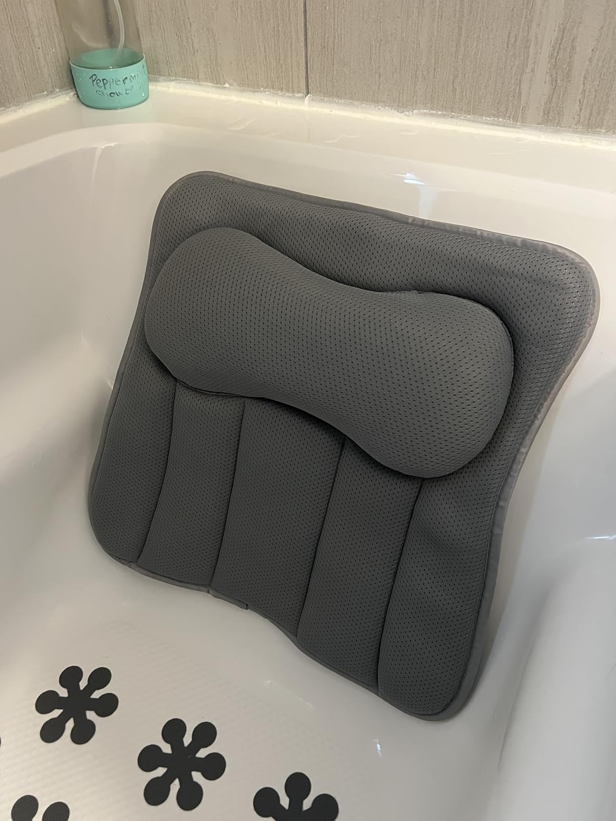 GORILLA GRIP Bath Pillow for Tub, 6 Strong Suction Cups, 4D Mesh FlexComfort Headrest for Neck, Head and Back Support, Luxury Machine Washable Pillows, Bathtub Accessories, Spa Gifts for Women, White customer photo 2