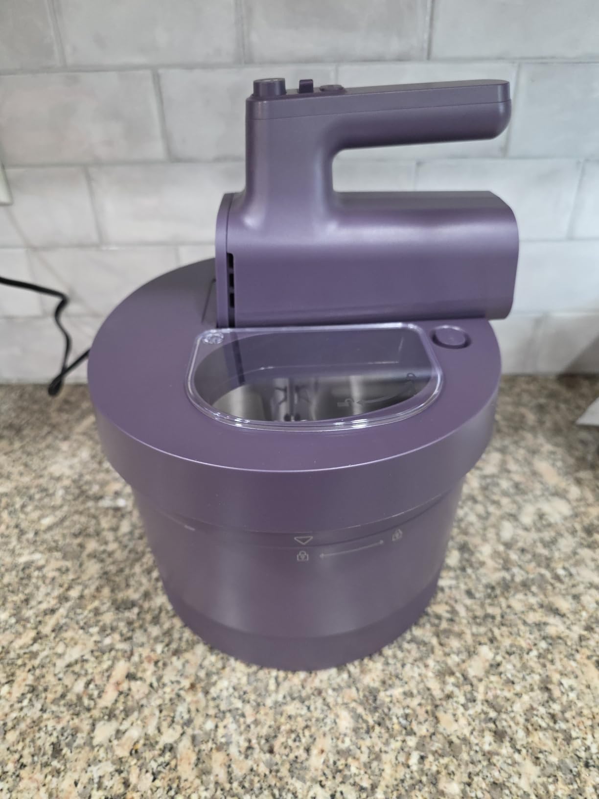 bella 3.5 Qt Hand & Stand Mixer, 2 in 1 Electric Mixer with Bowl, Dough Hook, Whisk & Egg Beater, Multifunctional Handheld Mixer for Baking, 200 Watt, Plum customer photo 2