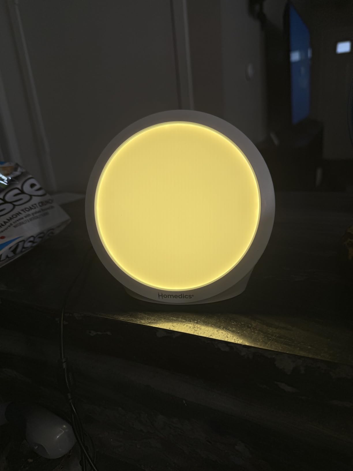 Homedics Light Therapy Lamp, Sun Lamp,10,000 Lux, UV-Free, Full Spectrum LEDs for Improved Sleep, Boosted Mood & Increased Energy, Adjustable Color Temperature, 6 Timer Settings, Compact & Stylish customer photo 2