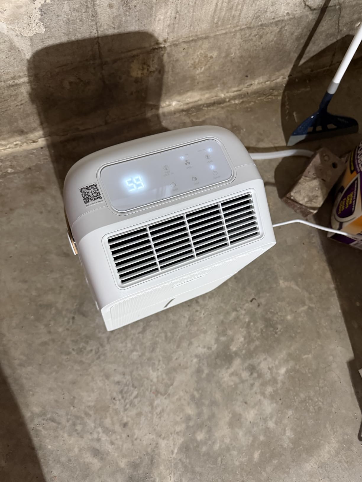 KNKA 2500 Sq.Ft Dehumidifier for Basement with Drain Hose Max 34 Pints, Dehumidifiers for Home, Bedroom, Bathroom, Large Room, Three Modes, Intelligent Humidity Control, Dry Clothes, 24HR Timer customer photo 1