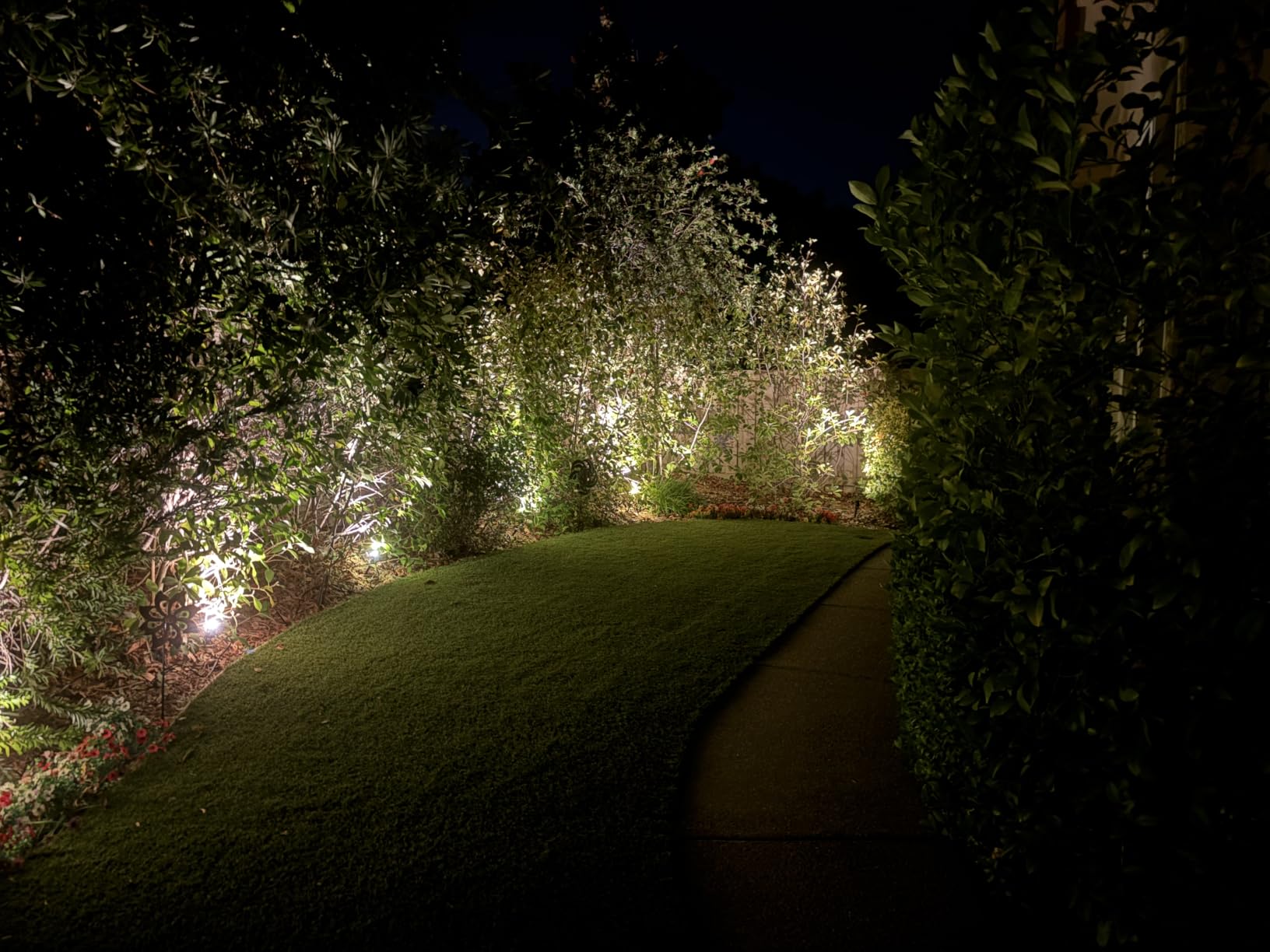 SUNVIE All-in-One LED Low Voltage Landscape Lighting Kit Dusk to Dawn 12PCS | 3000K Landscape Lights with Transformer Connectors 100FT Wire, Waterproof Low Voltage Landscape Lights for Garden Yard House customer photo 1