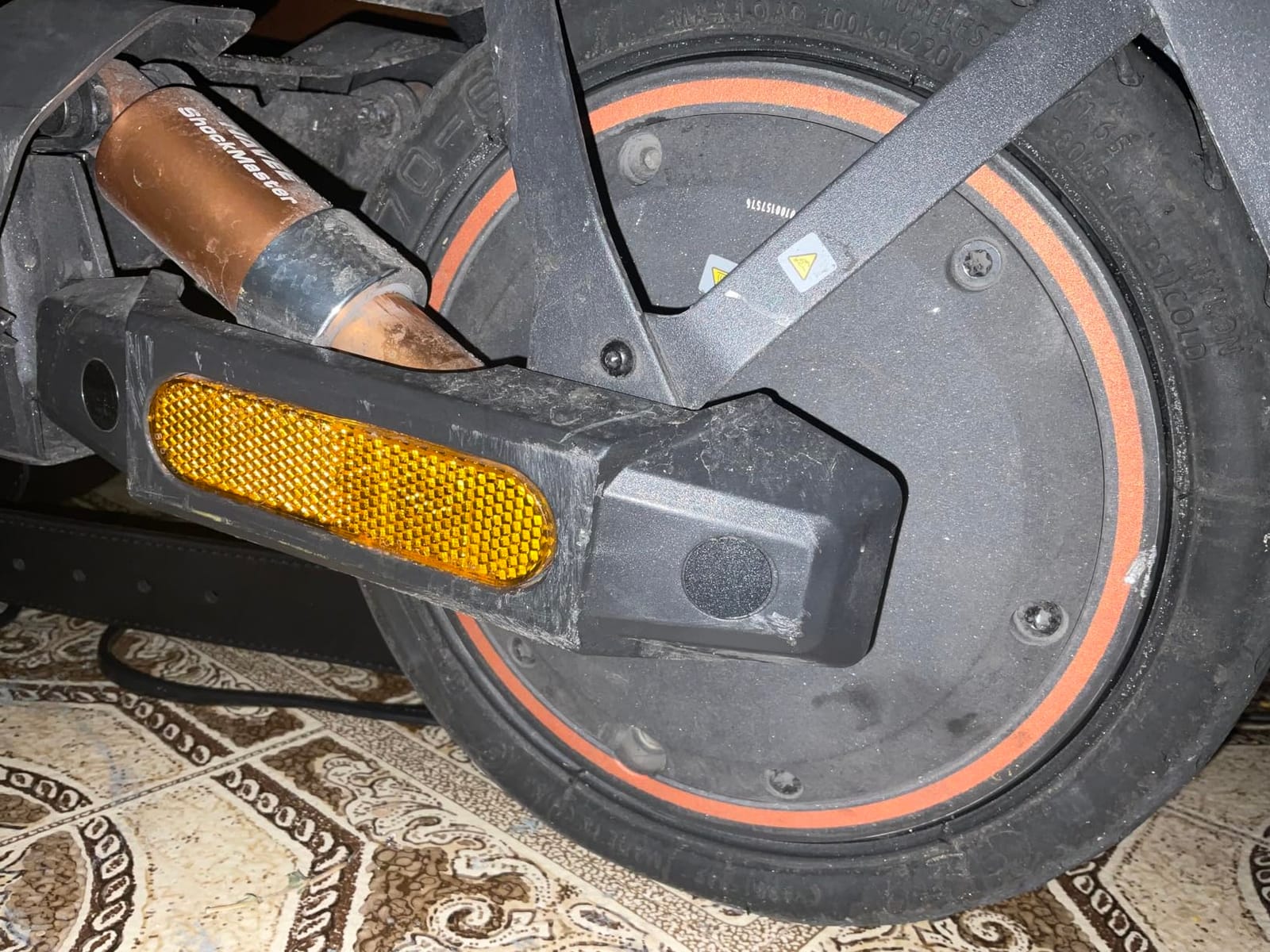 NAVEE GT3/ST3 Series Electric Scooter, 20/25 MPH Top Speed, 47/38/30 Miles Max Range, 1000W/1350W Motor with Dual Suspension, 10