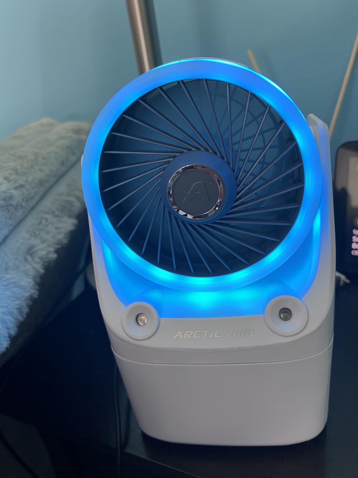 Arctic Air Ice Jet X3 Portable Air Cooler, Dual Mist Modes, Up to 8-Hour Cooling Time, 3-Speed Portable Cooler with Adjustable Airflow, USB C, LED Mood Light, Lightweight, Great for Home & Travel customer photo 1