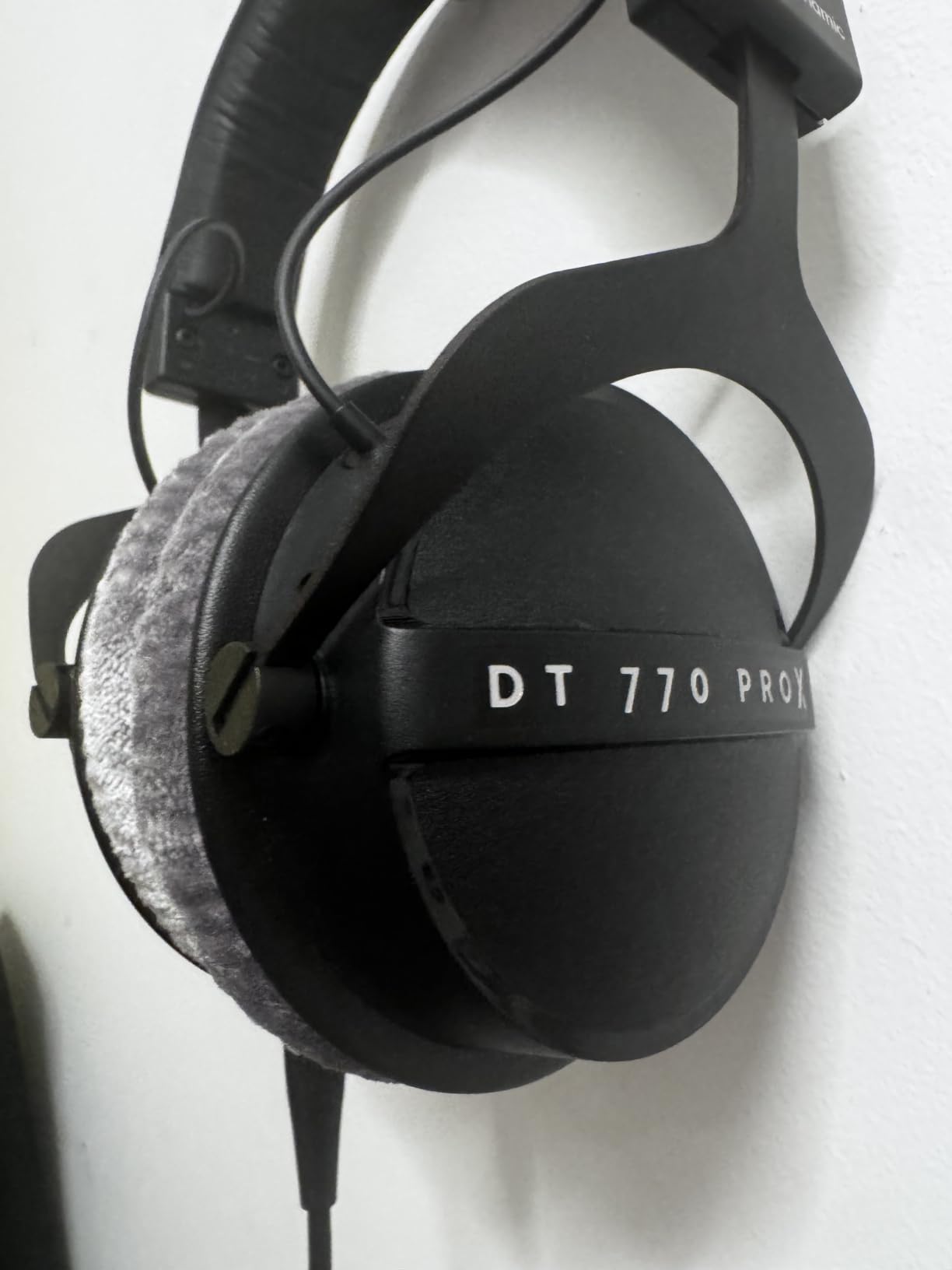beyerdynamic DT 770 Pro X Closed-Back Studio Headphones, 48 Ohm customer photo 2