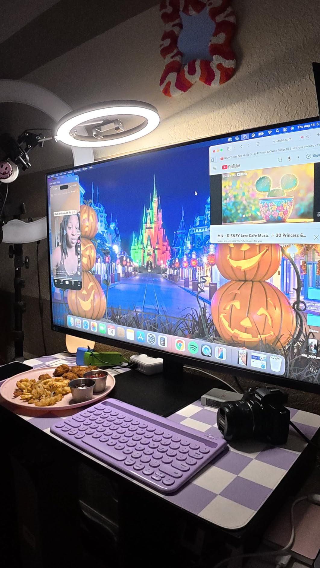 Samsung 37 ViewFinity S7 (S70D) 4K UHD HDR10 High Resolution Monitor | Easy Setup Stand, Intelligent Eye Care, HDMI and DP Ports, TUV-Certified, 2025 customer photo 1