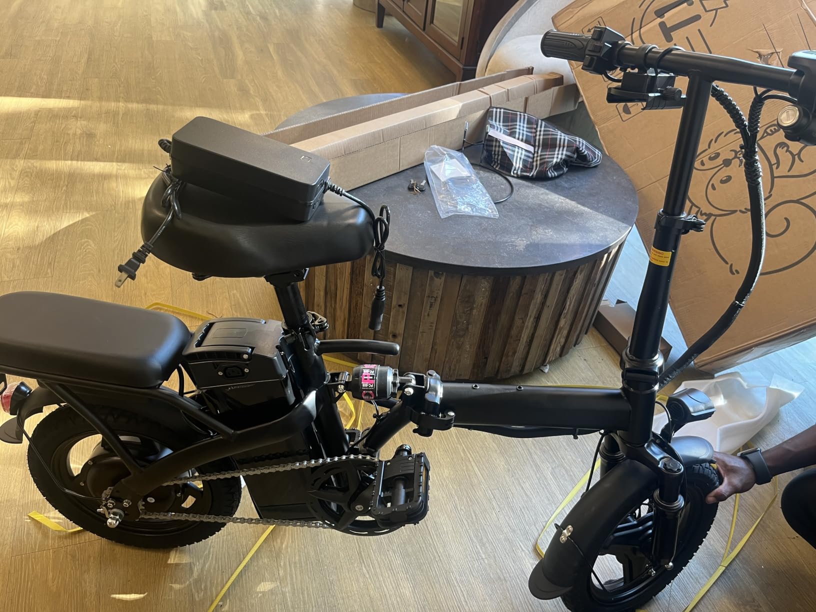 Electric Bike for Adults and Teens, 520W-1200W Motor, 20-28MPH, 32 Miles Range, 48V 10Ah Battery, 3-Level Pedal Assist, 14