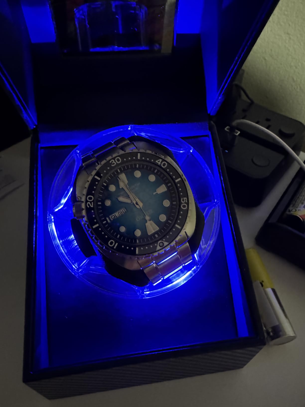 ANWBROAD Watch Winder for Automatic Watches, Single Watch Winder with LED | 4 Modes Automatic Watch Winder box for Men and Women, Winding Watch Rotator with Super Quiet Motor, Type-C Adapter UJWW006C customer photo 1