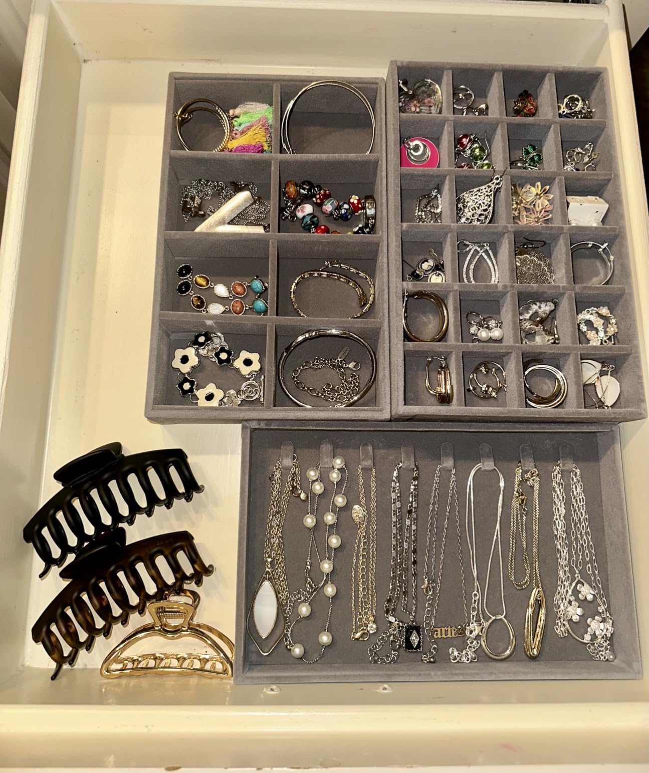 Velvet Jewelry Drawer Organizer Trays - 4-Layer Stackable Jewelry Storage Inserts Set, Beige Jewelry Tray Set for Earrings, Rings, Necklaces, Bracelets with Removable Dividers for Dresser & Vanity customer photo 2