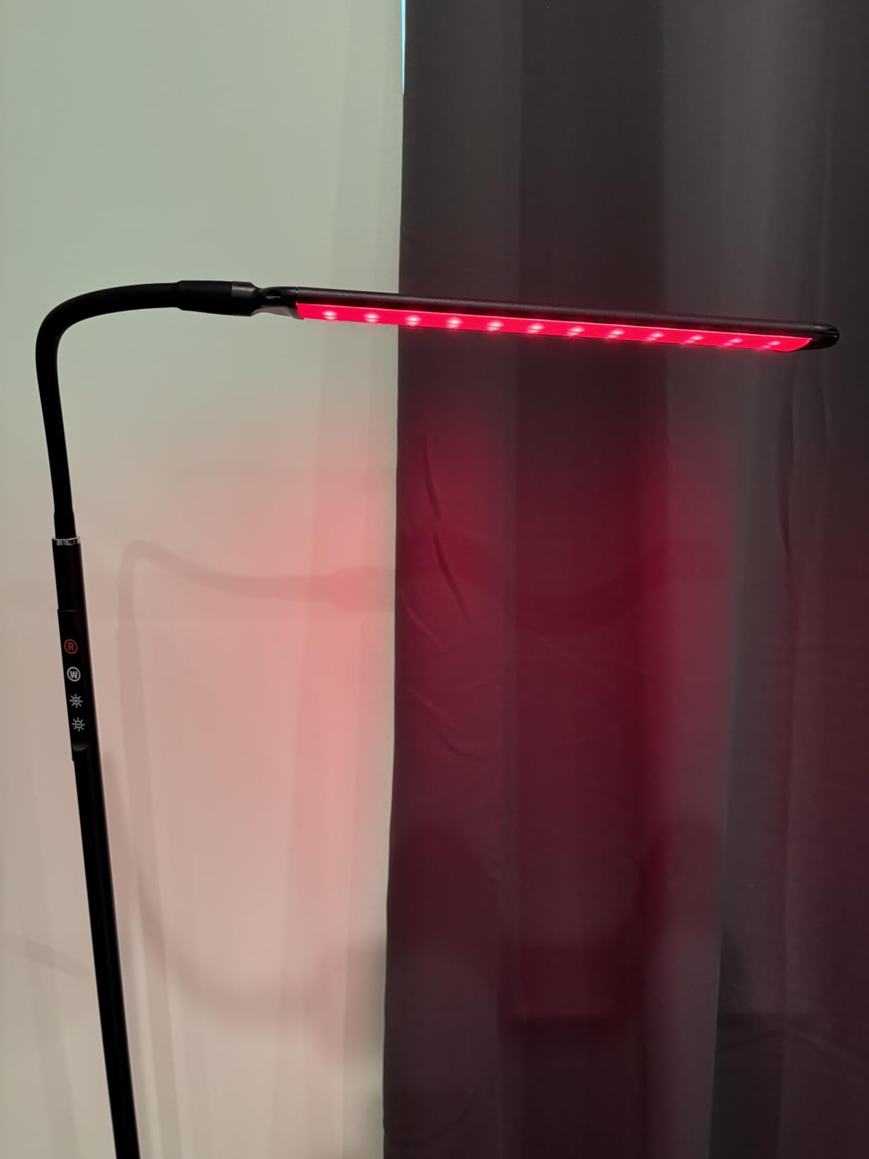 LifePro Lumaglow Red Light Therapy Lamp & Reading Lamp - 108/216 LEDs | 850nm & 660nm Near Infrared and Red Light Therapy for Body - Multi-Mode Single/Dual Head Design - Wellness and Focused Reading customer photo 1