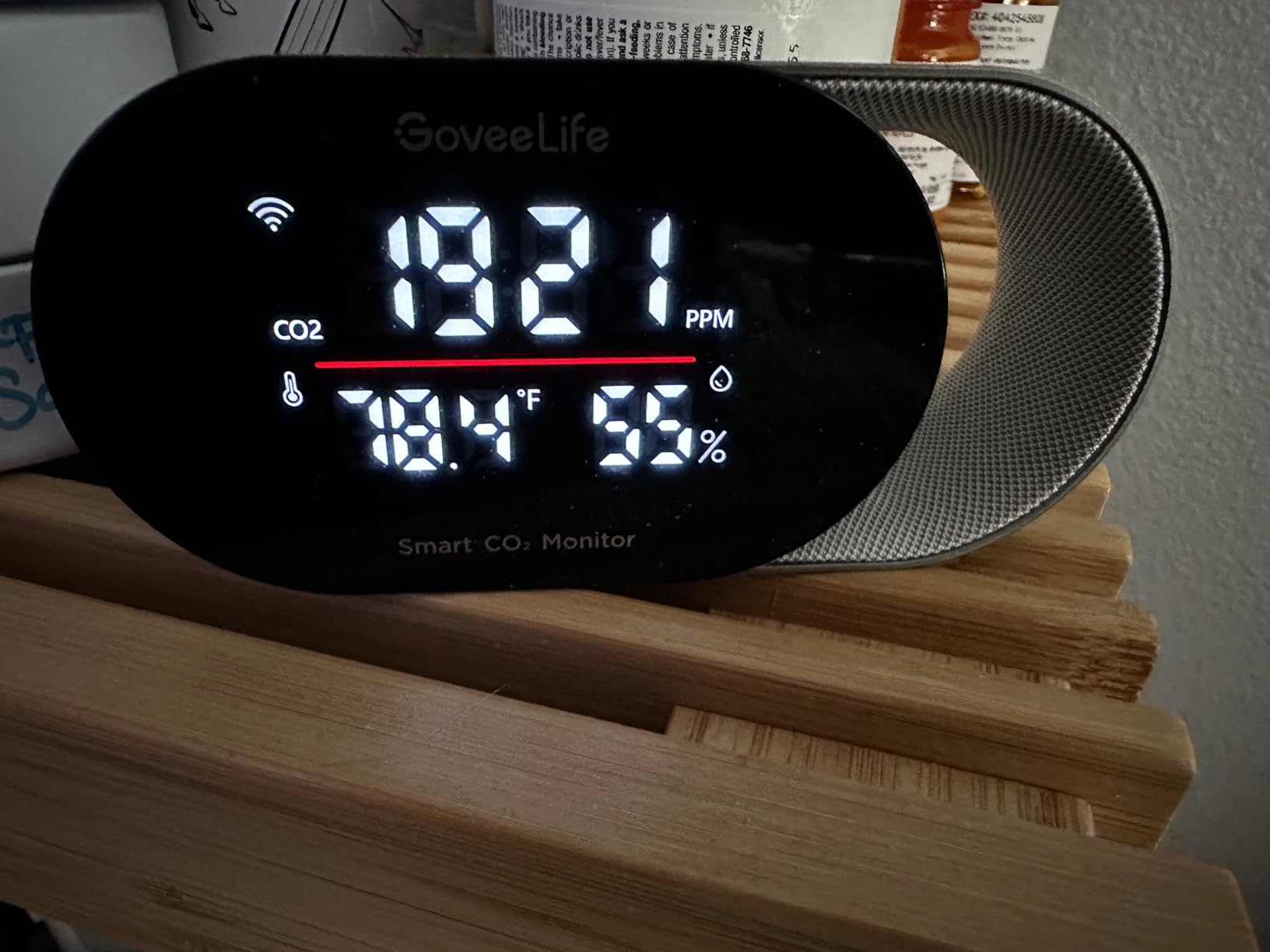 GoveeLife Smart Air Quality Monitor for Home, CO2 Detector for Health, Sleep Quality & Energy Efficiency, Thermometer Hygrometer with Real-Time Display & Alarm, for Office, Bedroom, Kitchen customer photo 2