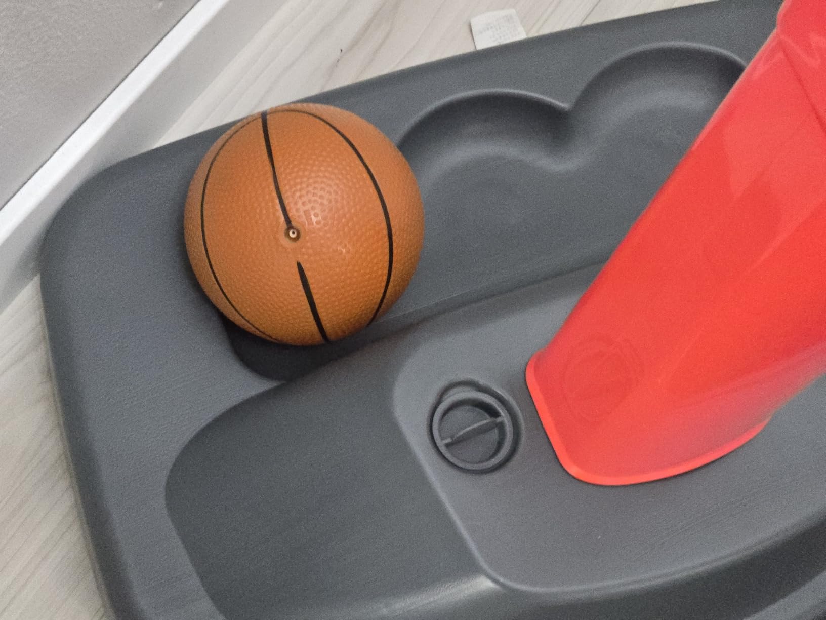 Fisher-Price Grow-to-Pro Basketball Hoop for Toddlers & Kids - Adjustable Height Indoor/Outdoor Play Set with Ball, 18 Months - 5 Year customer photo 2