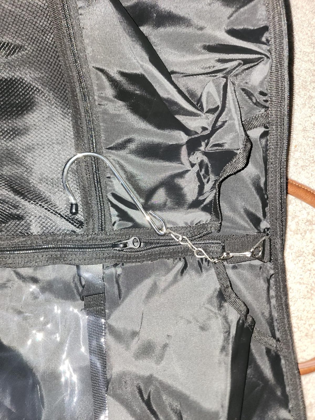 Premium Garment Bag for Travel with Wet-Dry Compartment, Adjustable Shoulder Strap, and Luggage Attachment - Fits Suits, Dresses & Essentials customer photo 2