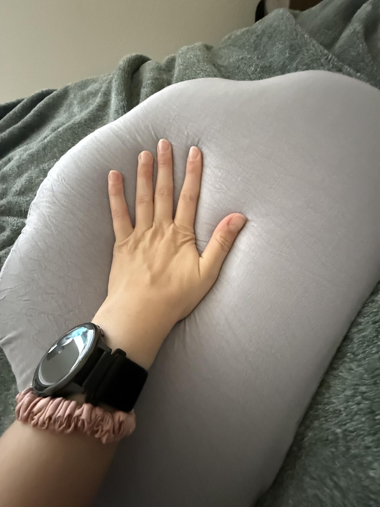 Chilling Home Portable Pregnancy Pillow Memory Foam - Maternity Body Pillow for Sleeping- Multifunctional Pregnancy Wedge Pillow for Back, Belly, Pain Relief, Ideal for Pregnant Women,Travel,Grey customer photo 2