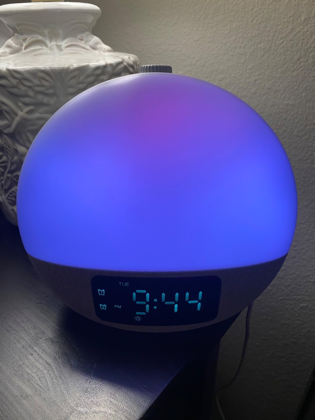 Geuuap Sunrise Alarm Clock White Noise Sound Machine for Bedroom | Natural Wake-Up Light with 30 Soothing Sleep Aids, Bluetooth Speaker, Dimmable Clock, Screen-Free Design for Baby Adults Kids-Khaki customer photo 2