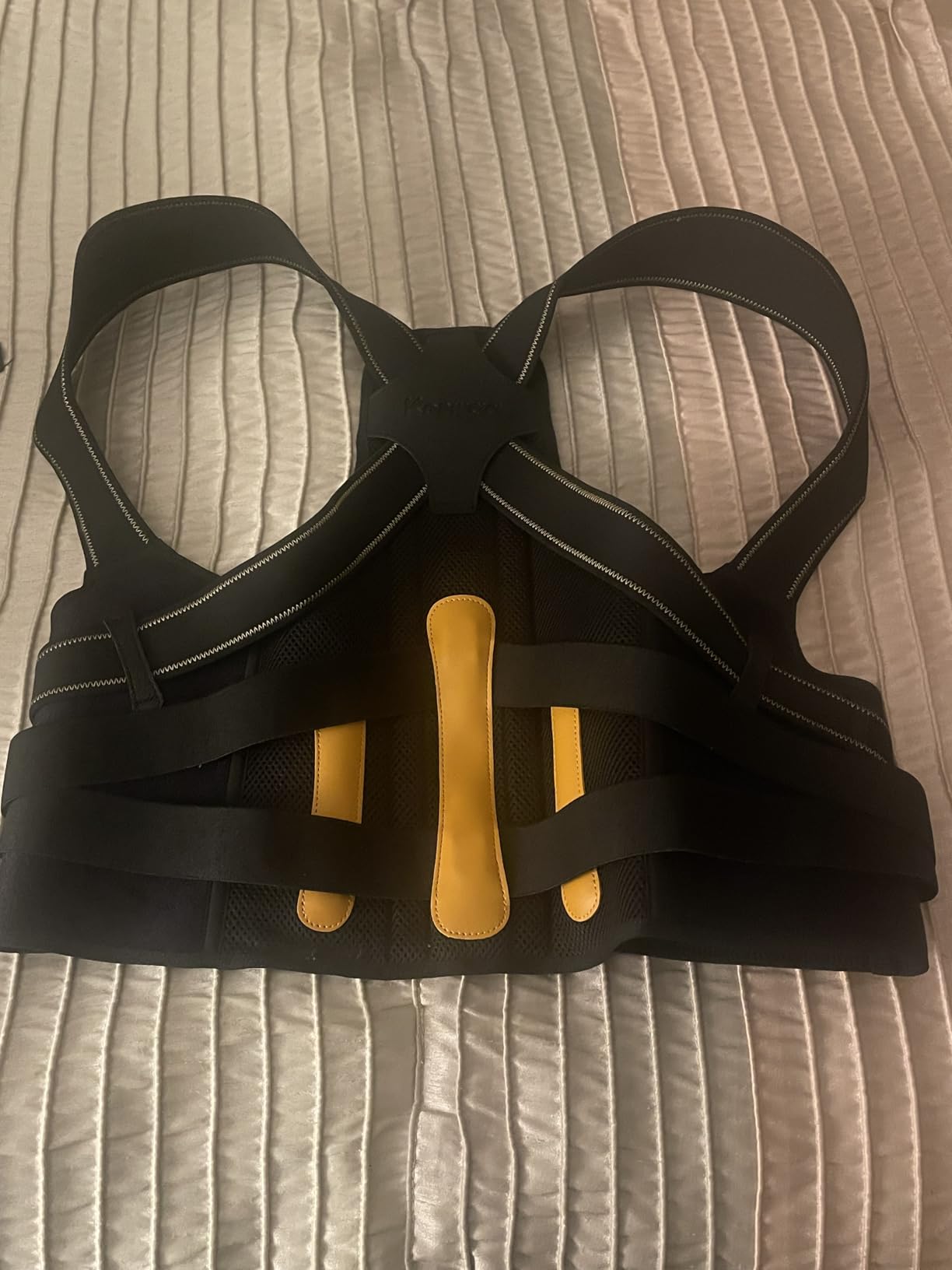 Posture Corrector for Women and Men, 5 Full Back Support Brace Rods, Adjustable Shoulder Straightener, Relief for Upper and Lower Back, Neck, Lumbar, Scoliosis, Hump, Black Yellow, Medium customer photo 1