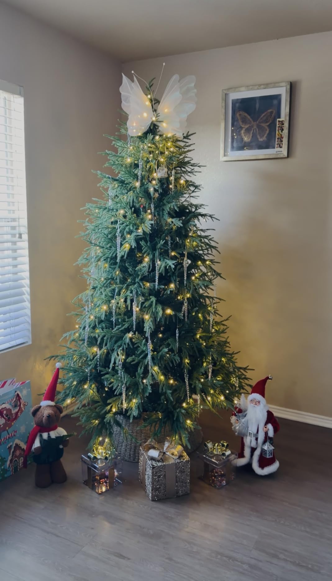 Goplus 7 FT Pre-Lit Artificial Christmas Tree, Hinged Full Xmas Tree with 1090 PVC & Soft TPE Branch Tips, 370 Warm White LED Lights, Foldable Metal Stand, Home Office Holiday Decoration customer photo 2