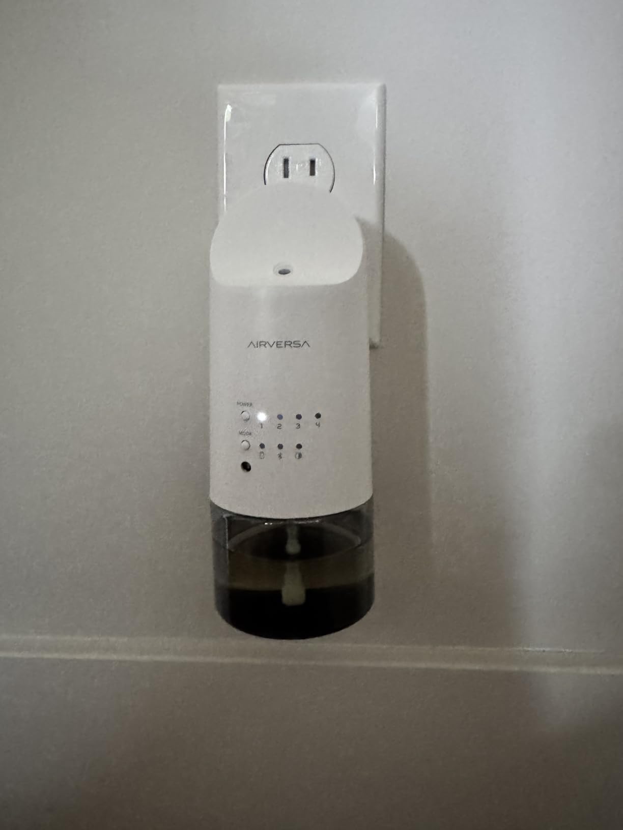 Airversa Smart Waterless Diffuser Plug in Wall for Essential Oils, 160mL, App Control Scent Diffuser with Buttons, Up to 800 sq ft, Oil Diffuser for Home, Room, Spa, Office, Studio, ANP White customer photo 1