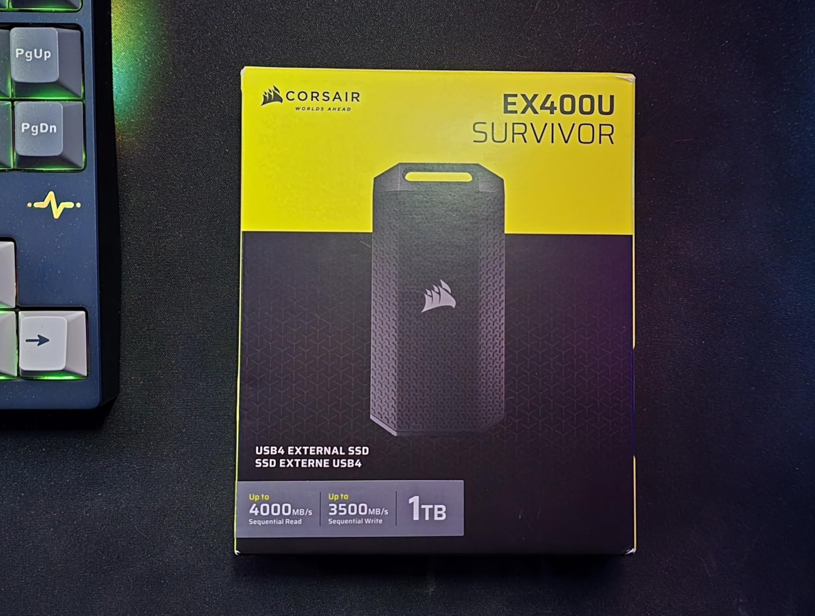 Corsair EX400U Survivor 2TB USB4 External SSD - Up to 4000 MB/s, IP55 Rugged Drive, Plug & Play for PC, Mac & iPad - Black customer photo 1