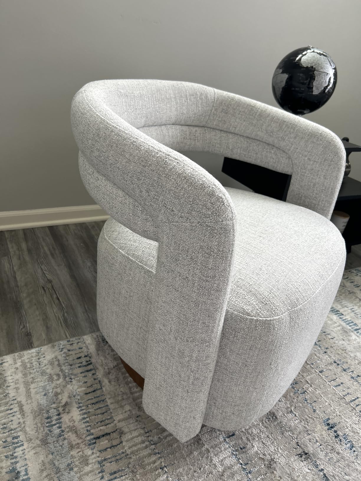KISLOT Swivel Accent Chair, Modern Arm Chair with Wooden Base, Green | Upholstered Barrel Chair with Open Back Design, Living Room Bedroom Reading Waitingroom customer photo 2