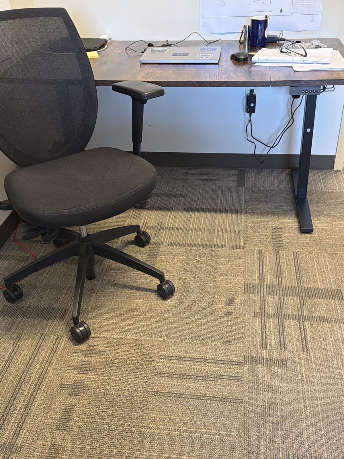 SIAGO Brown 60x28 in Standing Desk, 1 Inch Thick Tabletop, Double Frame | Electric, Holds 220lbs, Sit Stand, 3 Memory Height Adjustment customer photo 1