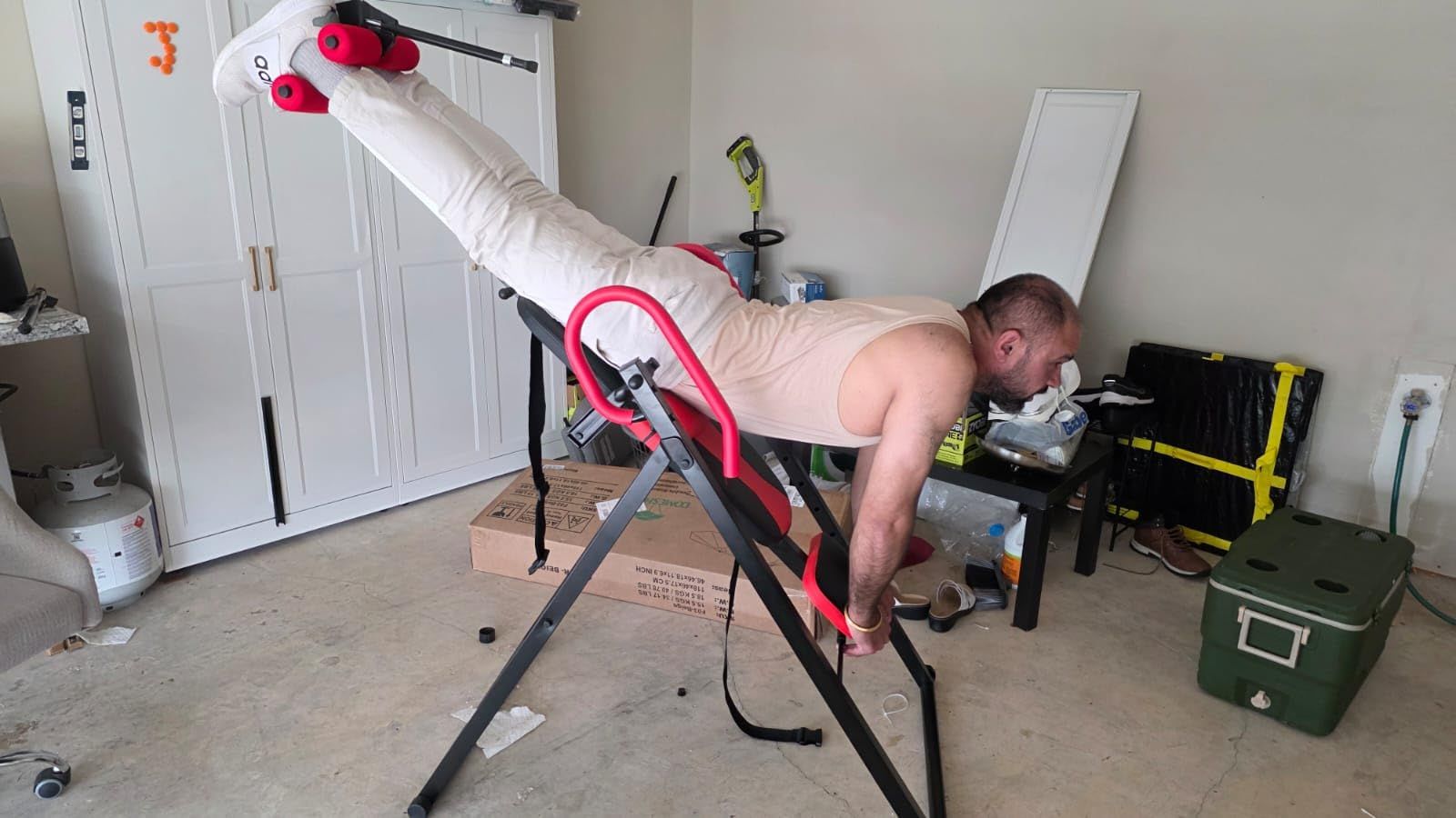 YOLEO Gravity Inversion Table for Back Pain Relief 2026 New Inversion Table customer photo 1