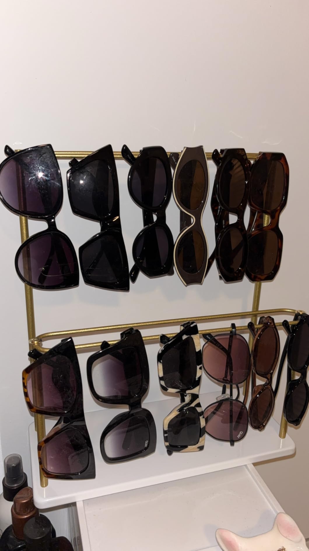 Sunglasses Organizer Glasses Holder Stand with Tray, Eye Glasses Display, 2 Tier Sunglass Storage Rack for Multiple Glasses, for Desk, Nightstand, Dresser, Vanity, Metal, Gold customer photo 2