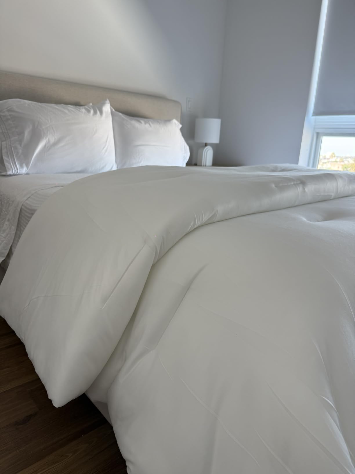 Mellow Marshmellow Comforter Full/Queen - Extra Fluffy Double-Stuffed Down Alternative Duvet Insert, All-Season Temperature-Balancing, Oeko-TEX Class I Fabric, Box-Stitch, Machine Washable customer photo 1