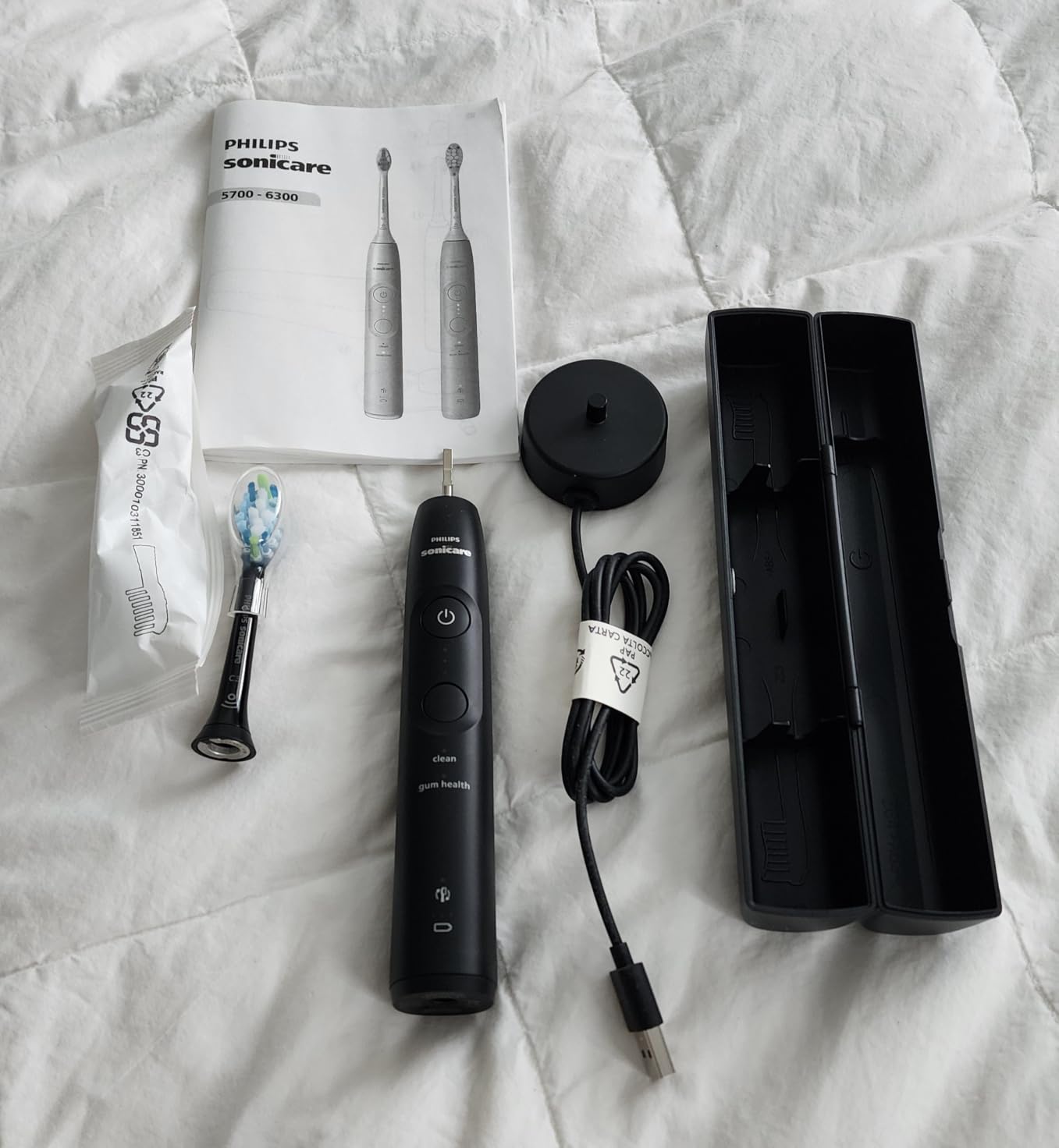 Philips Sonicare 5950 Rechargeable Electric Toothbrush, 2 Brush Heads, Navy | 1000% More Plaque Removal, Pressure Sensor, 6 Brush Settings, 21-Day Battery, Includes Travel Case, HX7133/03 customer photo 2