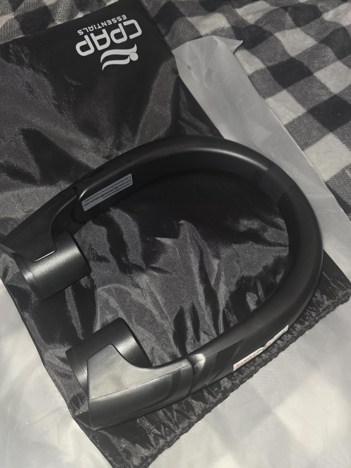 Mavax ChillGo Portable Neck Fan - 8000mAh, 9000 RPM Direct-flow 4X Powerful 360 Degree Airflow customer photo 2