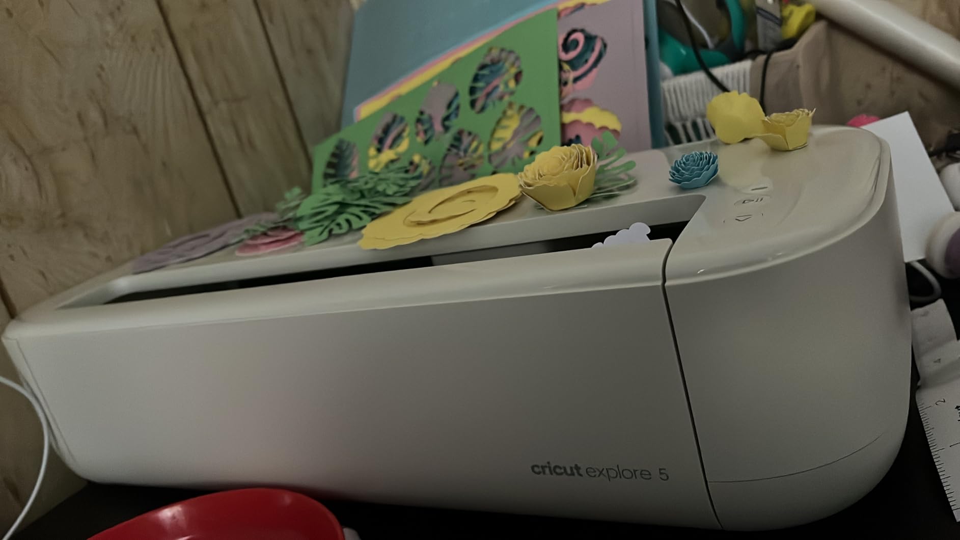 Explore 5 Essential Bundle + Rainbow Sampler | Includes Smart Vinyl, Smart Iron-On, Printable Vinyl, Cardstock & 100+ Project eBook customer photo 1