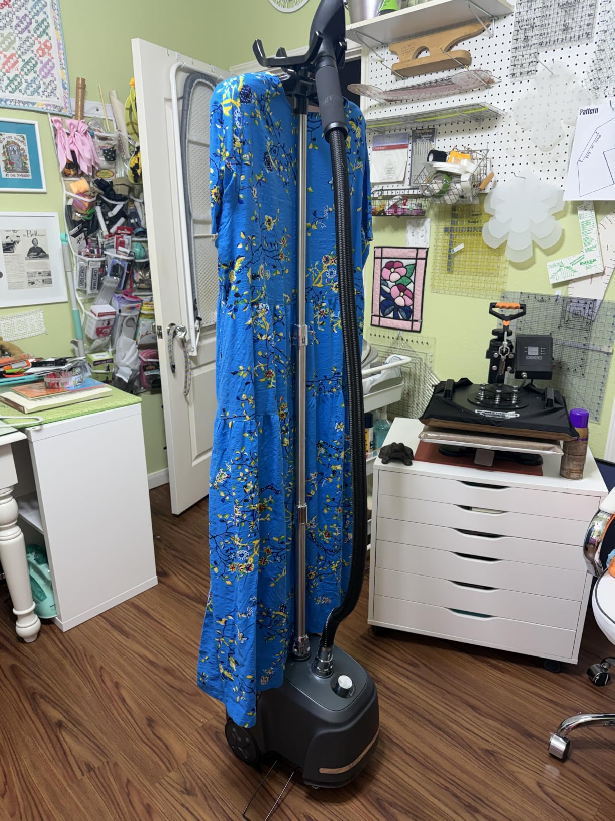 1500W High-copper brass heater, Heavy-Duty professional Commercial&Home Use Standing Garment Steamer Clothes, 30-Second Instant Heat-Up, 4L Water Tanks, Powerful Steam, Floor Steamer Wrinkle, Remover Wheels customer photo 2