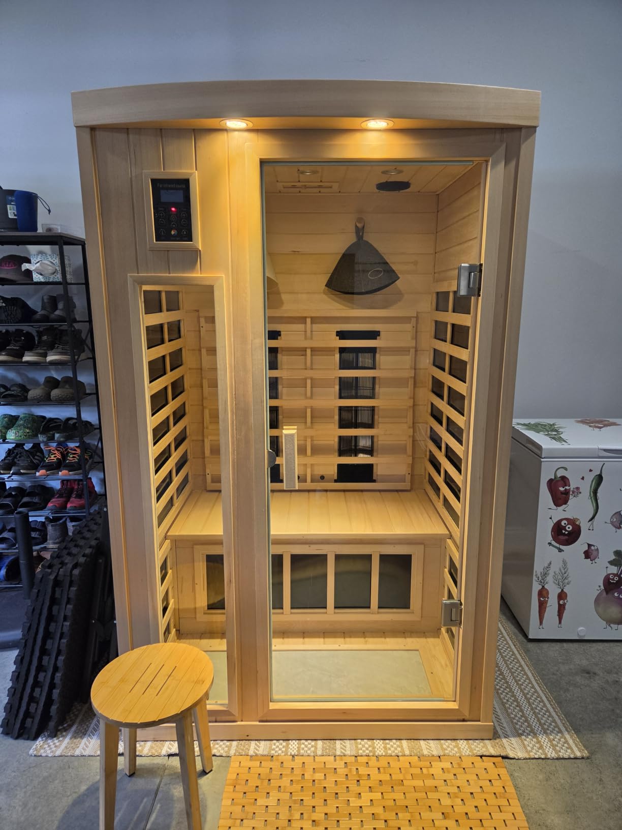 1 Person Far Infrared Sauna, Low EMF Indoor Dry Home Sauna, 950W | Bluetooth Speakers, LED Reading Light, 36.6