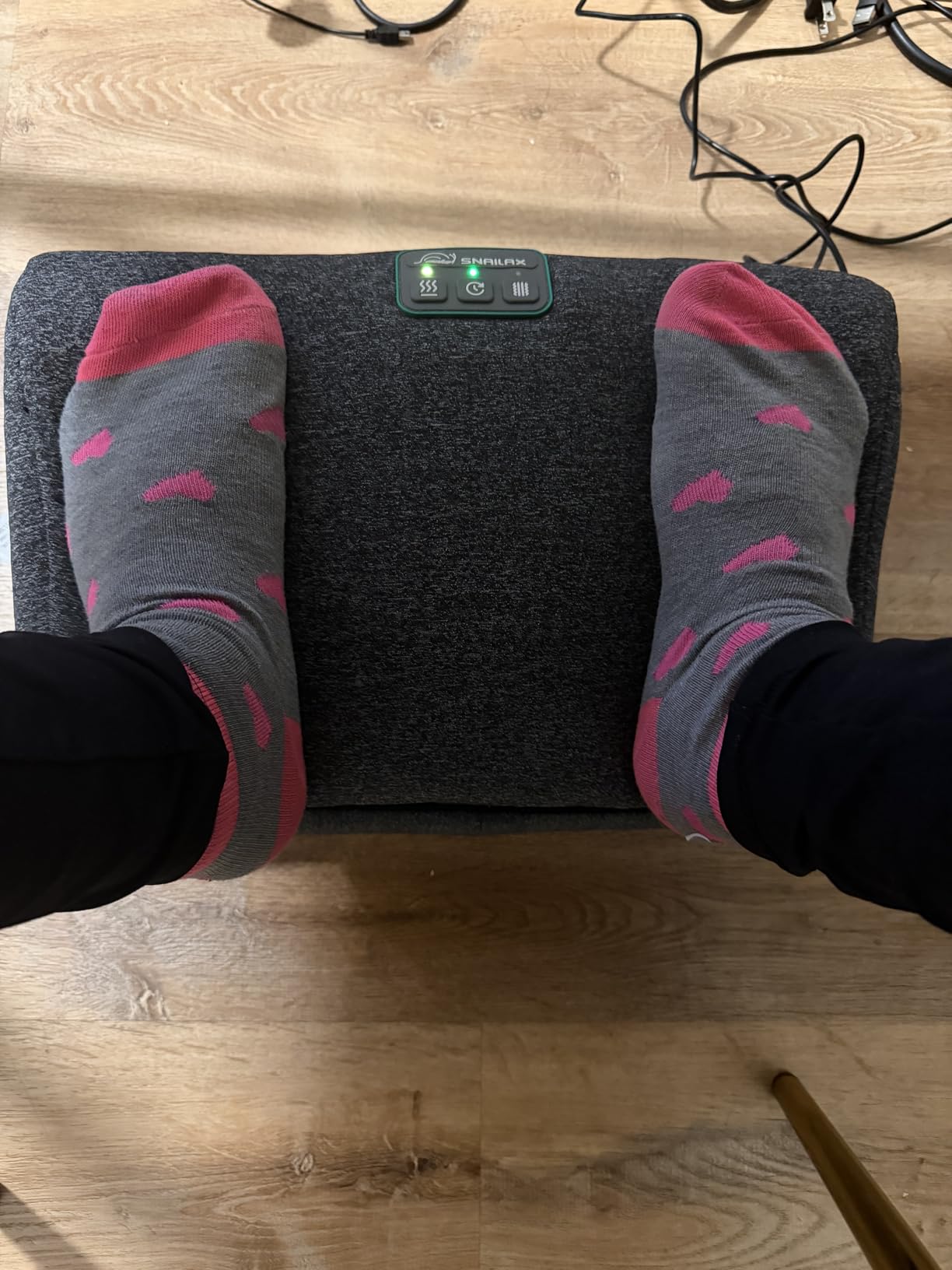 Snailax Heated Foot Rest Under Desk, Adjustable Height Foot Stool | 2026 Upgraded, Foot Warmer with 2 Heat Levels, 3 Vibration Modes, Memory Foam Support for Office, Home Office and Gaming customer photo 2