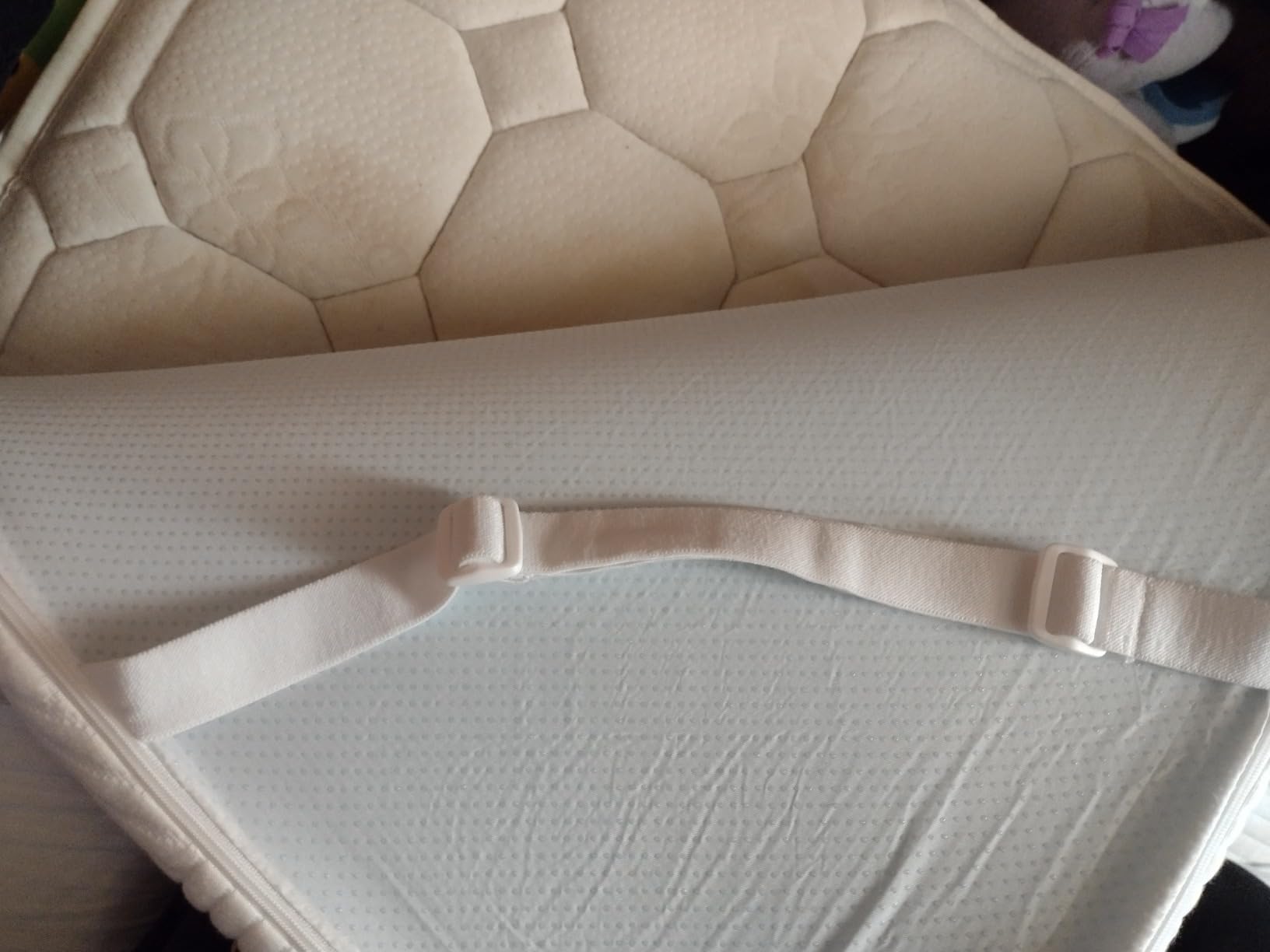 MASVIS 3 Inch Queen Memory Foam Mattress Topper, Ventilated Gel Mattress Topper for Back Pain Relief, CertiPUR-US Certified, Removable Washable Cover, Wave Pattern Bed Topper,White customer photo 1
