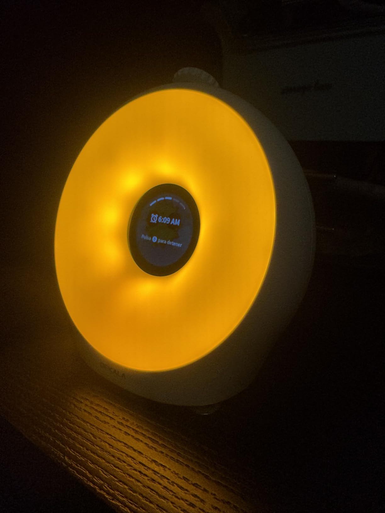 Dekala Sunrise Alarm Clock for Heavy Sleepers with Pulse Wake, Sunset Sound Machine with Breathing Ambient Light, Loud Alarm for Bedrooms, Wake Up Light, Digital Color Display & 7 Themes, No App customer photo 1