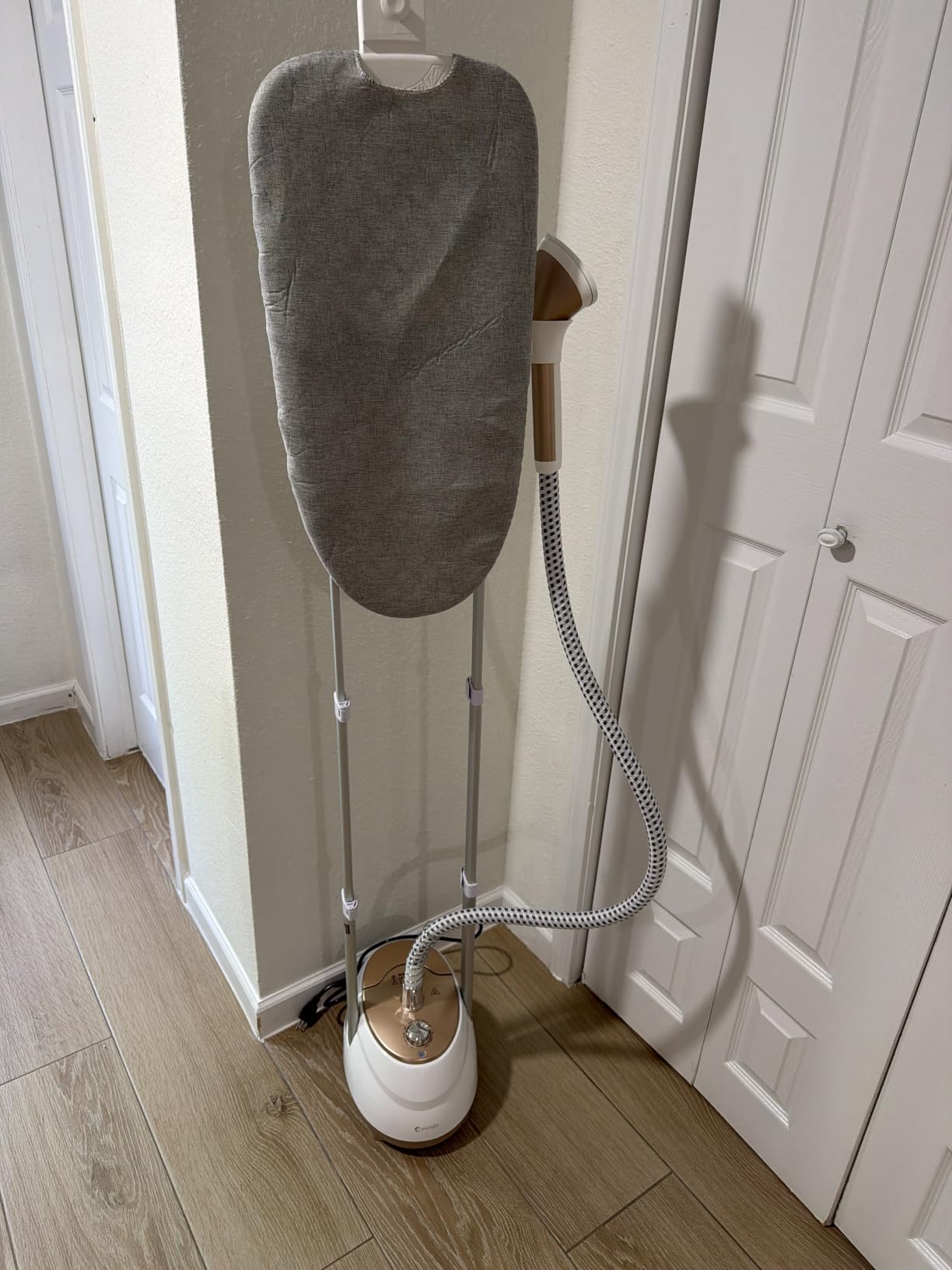 Steamer for Clothes,1800W Professional Clothes Steamer | Rotating Iron Board, 30S Heat, 2L Water Tank, Adjustable Dual Rods, 10 Fabric Modes, Leak-Proof for Luxury Fabrics customer photo 2