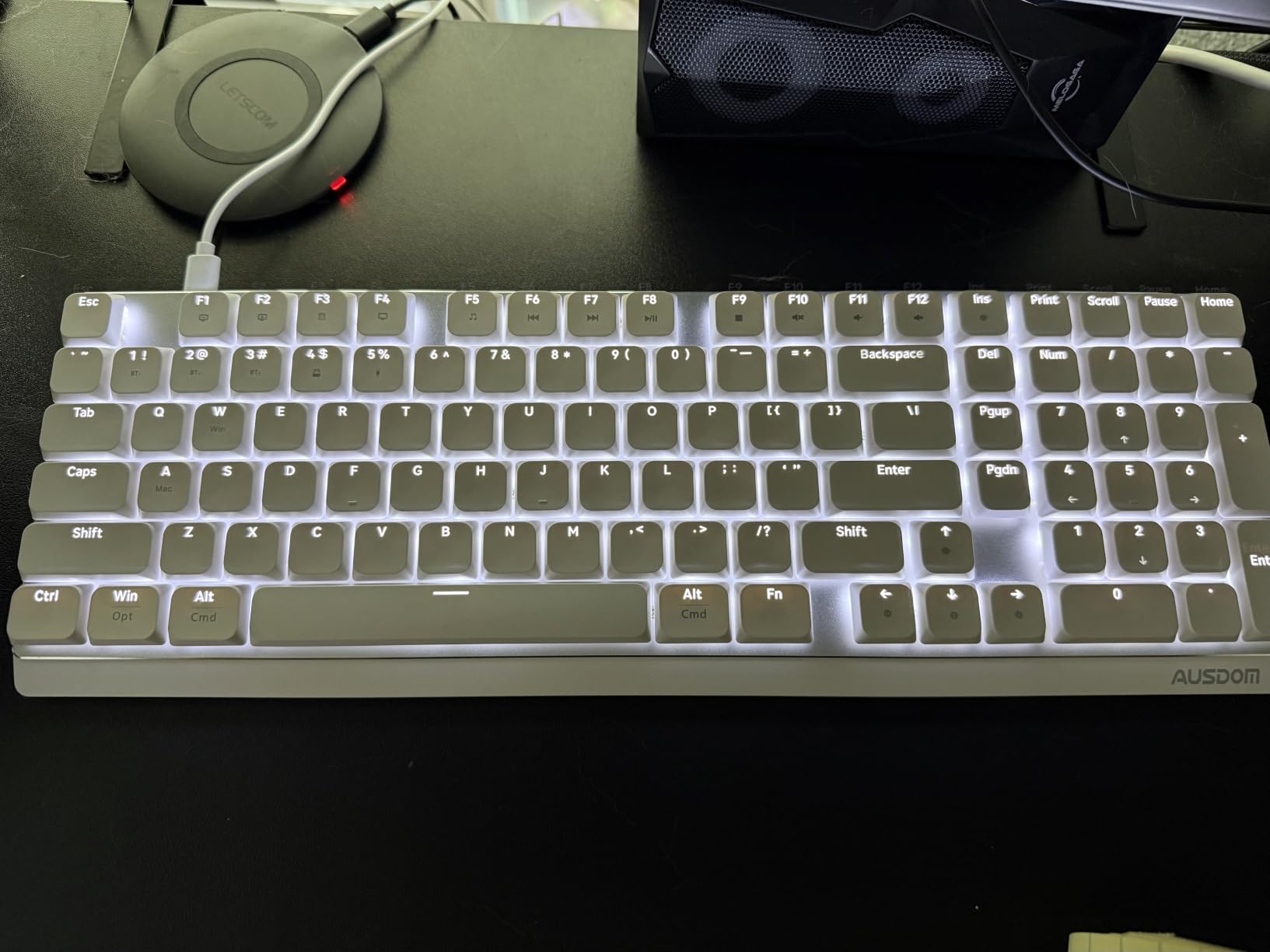 AUSDOM Wireless Mechanical Silent Office Keyboard, Low-Profile Linear Switches, Tri-Mode BT/2.4G/USB-C Computer Keyboard with Number Pad, Hot Swappable Illuminated Performance Keyboard customer photo 1