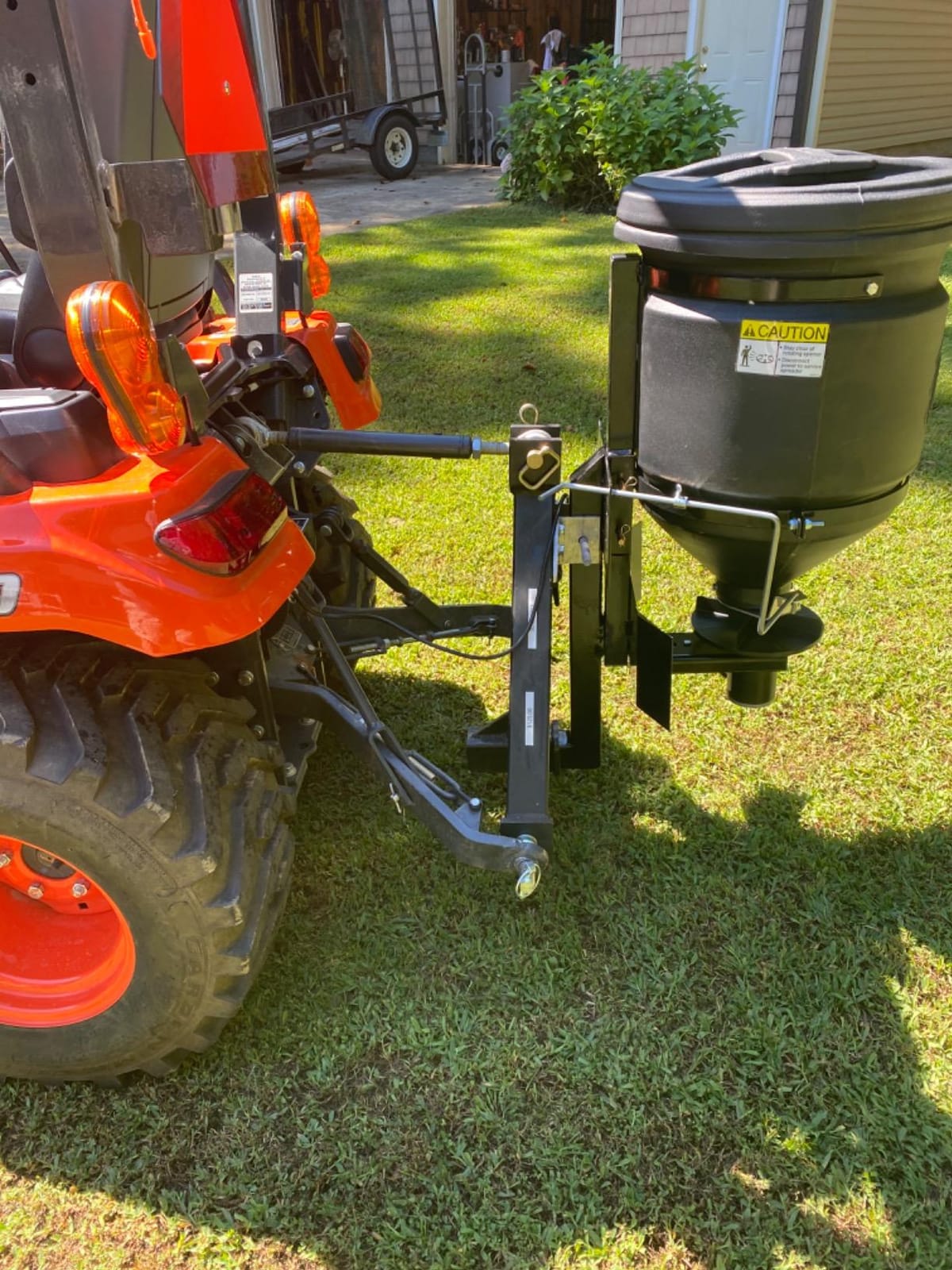 Buyers Products ATVS15A ATV 12V Broadcast Spreader 15 Gallon Hopper customer photo 2