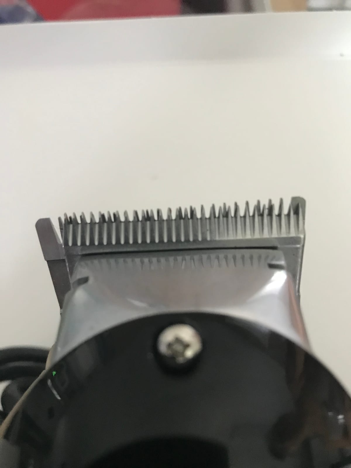 Wahl Professional 5 Star Senior Corded Clipper, V9000 Motor, Model 8545 customer photo 2