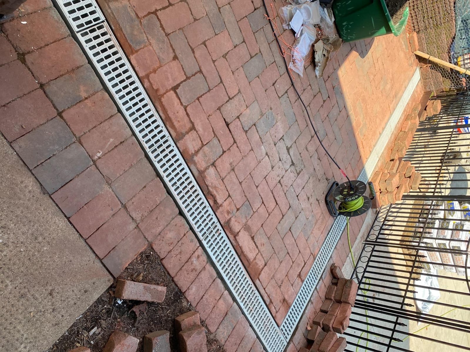 NDS 5” Pro Series Deep Profile Channel Drain Kit With HDPE Plastic Grates and End Caps, Trench & Channel Drainage For Driveway, Patio, Pool Deck, Courtyard, 5.5” x 39.4”, Gray customer photo 1