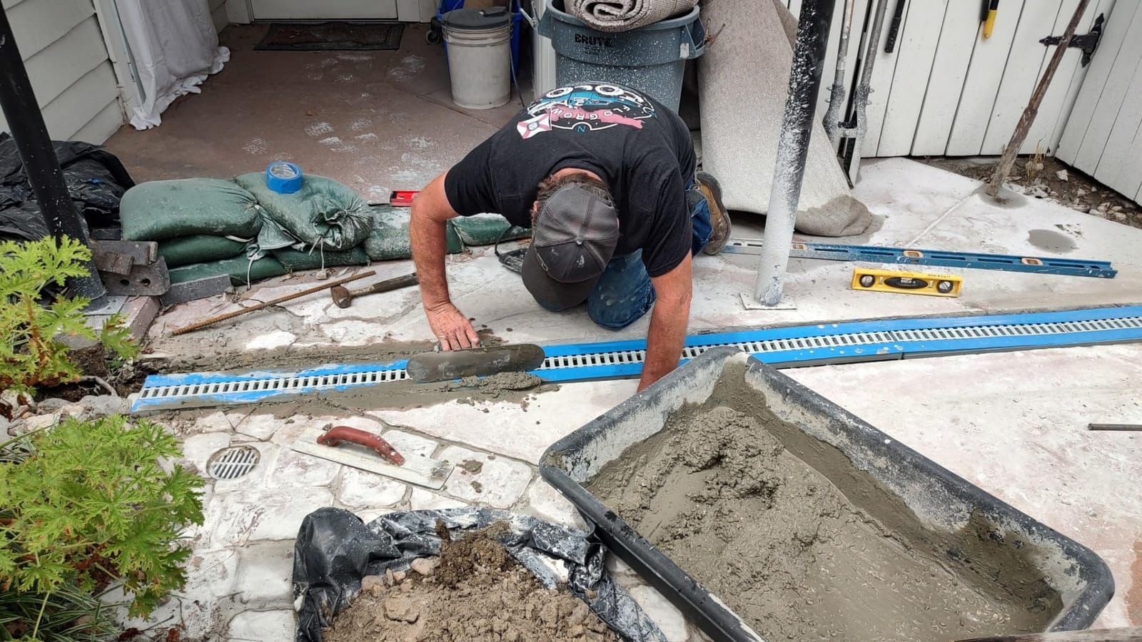 NDS 5” Pro Series Deep Profile Channel Drain Kit With HDPE Plastic Grates and End Caps, Trench & Channel Drainage For Driveway, Patio, Pool Deck, Courtyard, 5.5” x 39.4”, Gray customer photo 2