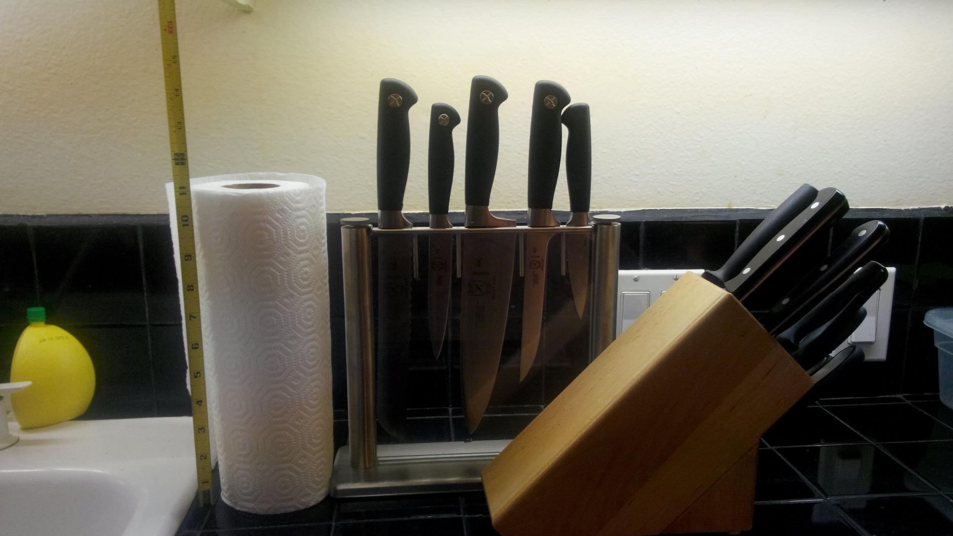 Mercer Culinary M20000 Genesis 6-Piece Forged Knife Block Set, Tempered Glass Block,Black customer photo 1