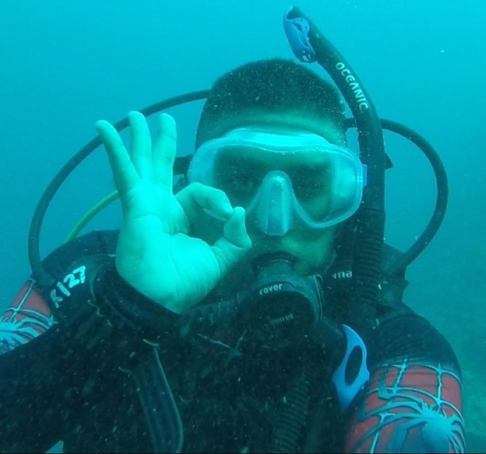 Oceanic Shadow Mask | Low-Volume Frameless Scuba Mask | Ultra-Clear Lens | Comfortable Silicone Skirt for Scuba & Snorkeling customer photo 2